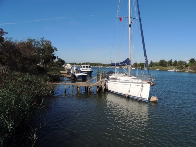 Les bords de l'Hérault au camping La Pépinière